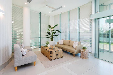 The Waterford On Main Beach - Tourism Brisbane 14