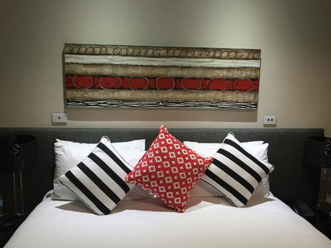 Calamvale Hotel Suites And Conference Centre - Tourism Brisbane 0