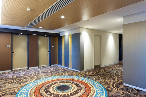 Calamvale Hotel Suites And Conference Centre - Tourism Brisbane 2