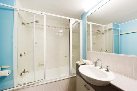 Lindomare Apartments - Tourism Brisbane 39