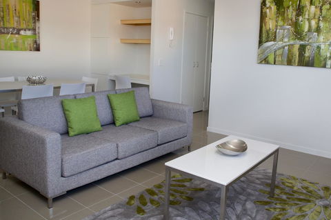 Atrio Apartments - Brisbane Tourism 13