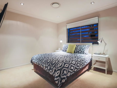 Hamilton Executive - Tourism Brisbane 9
