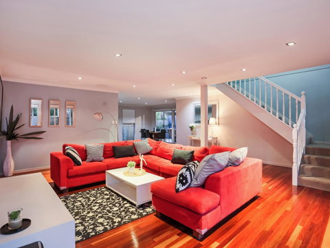 Hamilton Executive - Tourism Brisbane 1