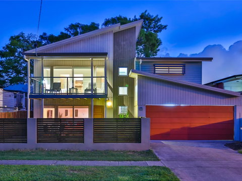 Hamilton Executive - Tourism Brisbane 6
