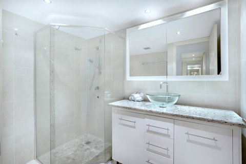 Genesis Apartments By Gold Coast Premium - Tourism Brisbane 33