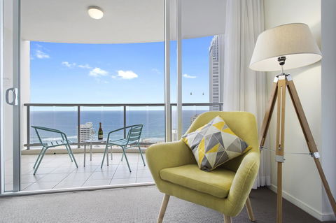 Holiday Holiday Chevron Renaissance Apartments - Tourism Brisbane 5