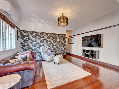 Anville Court - Tourism Brisbane 3