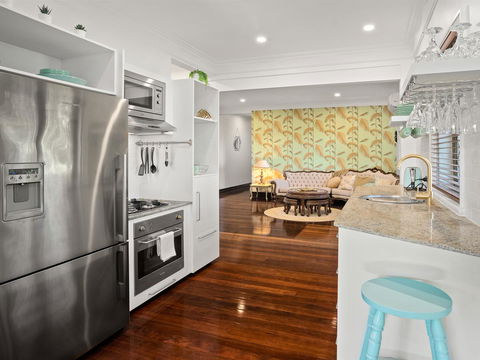 Anville Court - Tourism Brisbane 4