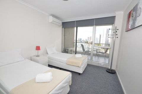 Moorings On Cavill Surfers Paradise - Tourism Brisbane 18
