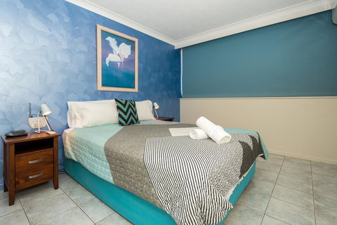 Breakers North Absolute Beachfront Apartments - Official - Tourism Brisbane 40