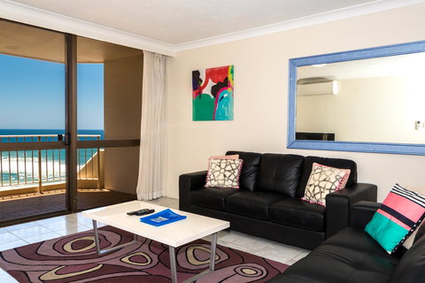 Breakers North Absolute Beachfront Apartments - Official - Tourism Brisbane 10