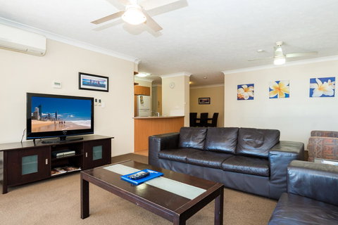 Breakers North Absolute Beachfront Apartments - Official - Tourism Brisbane 32
