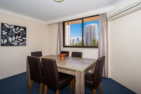 Breakers North Absolute Beachfront Apartments - Official - Tourism Brisbane 16