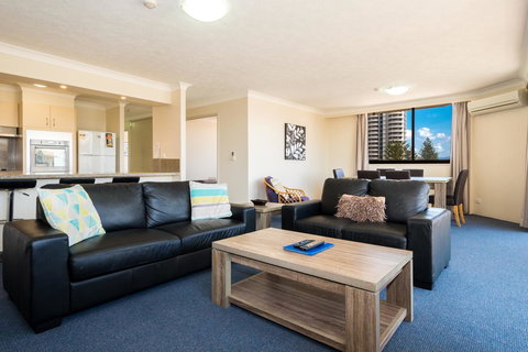 Breakers North Absolute Beachfront Apartments - Official - Tourism Brisbane 15