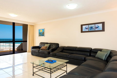 Breakers North Absolute Beachfront Apartments - Official - Tourism Brisbane 9