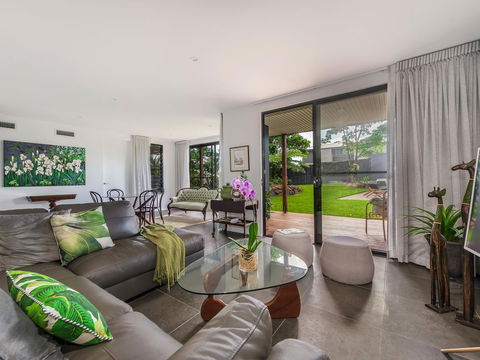 Sam's Buderim Mountain Guest House - Brisbane Tourism 17