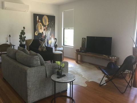 Sam's Buderim Mountain Guest House - Brisbane Tourism 6