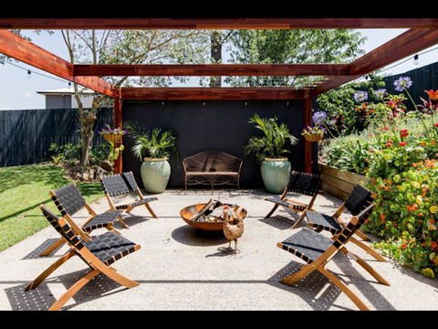 Sam's Buderim Mountain Guest House - Brisbane Tourism 12