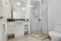Broadbeach on the Park 3 Bed Ocean - We Accommodate