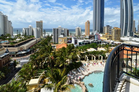 Chevron Renaissance - HR Surfers Paradise - Tourism Brisbane 30