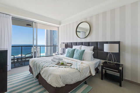 Chevron Renaissance - HR Surfers Paradise - Tourism Brisbane 2