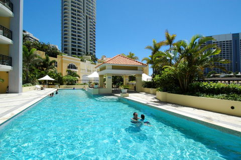 Chevron Renaissance - HR Surfers Paradise - Tourism Brisbane 11