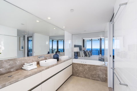 Soul 2 & 3 Bedroom Ocean View - We Accommodate - Tourism Brisbane 9
