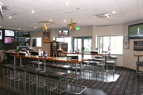 Brighton Hotel - Tourism Brisbane 16