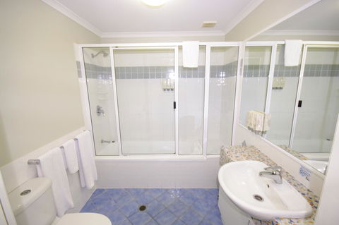 Mackay Resort Motel - Brisbane Tourism 4