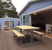 Watts  Callala Beach-Pet Friendly - Brisbane Tourism