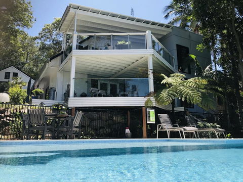 Waves And White Horses Seaview Retreat (adults Only) - Tourism Brisbane 1