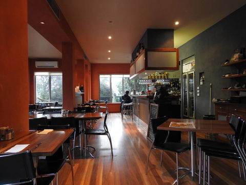 Waves Luxury Suites - Brisbane Tourism 1