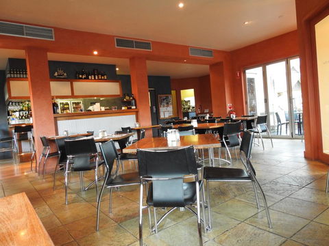 Waves Luxury Suites - Brisbane Tourism 0