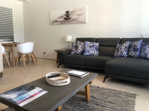 Welcome To The Centre Of Paradise - Tourism Brisbane 3