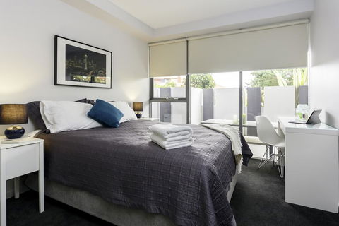 Well-Appointed 3 Bedroom, 2 Bath, Parking & Pool - Brisbane Tourism 0