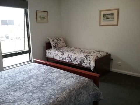 Wentworth Wharf B&B - Tourism Brisbane 0
