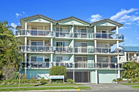 Westport Palms 14 Buller Street - Tourism Brisbane 0