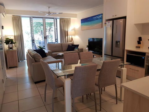 Whalecove Apartments - Brisbane Tourism 1
