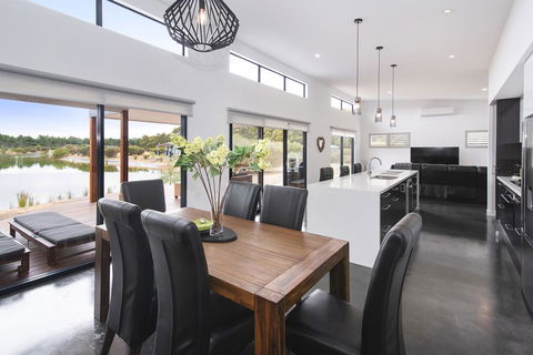 Wharfedale - Tourism Brisbane 1