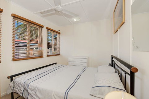Wheelchair Friendly With Water Views - Welsby Pde, Bongaree - Brisbane Tourism 1