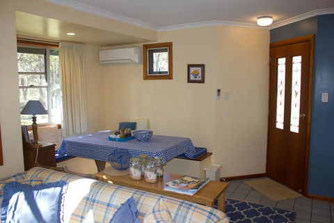 Whiskey Gully Wines - Tourism Brisbane 1