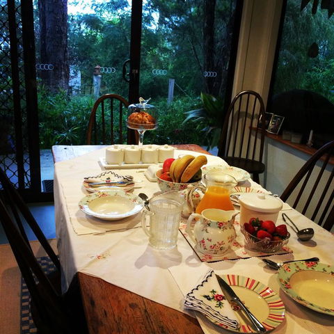 Whispering Pines Bed And Breakfast - Tourism Brisbane 3