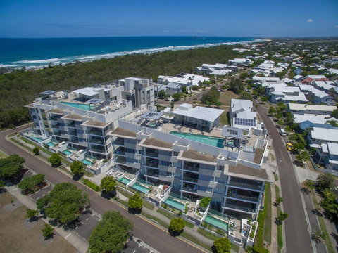 White Shells Luxury Apartments - Tourism Brisbane 0