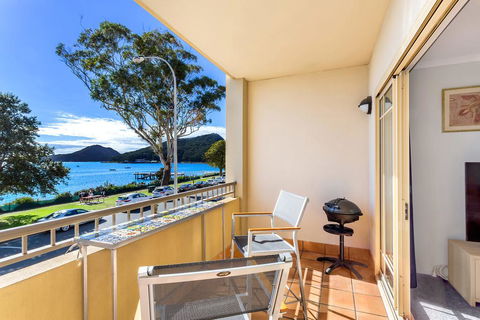 Whitesands, Unit 113/41-45 Shoal Bay Road - Tourism Brisbane 3