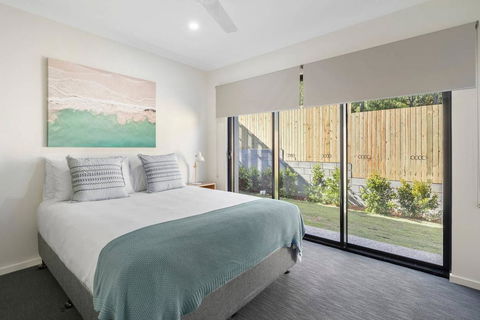 WHITSUNDAY Brand New Townhouse Close To Boardwalk - Tourism Brisbane 3