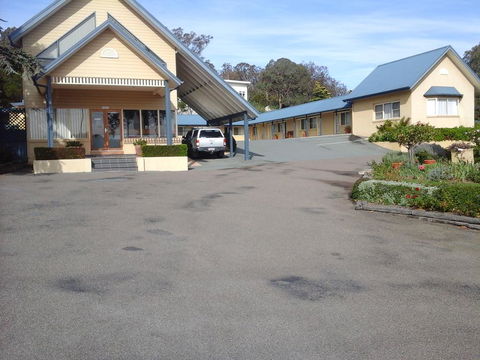 Willows Motel - Tourism Brisbane 2