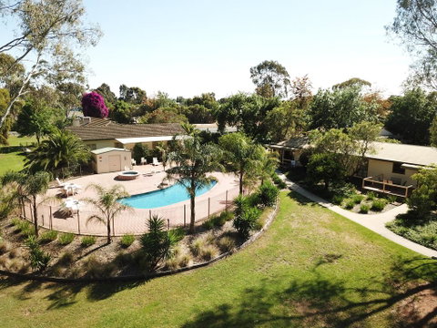 Winbi River Resort Holiday Rentals - Brisbane Tourism 3