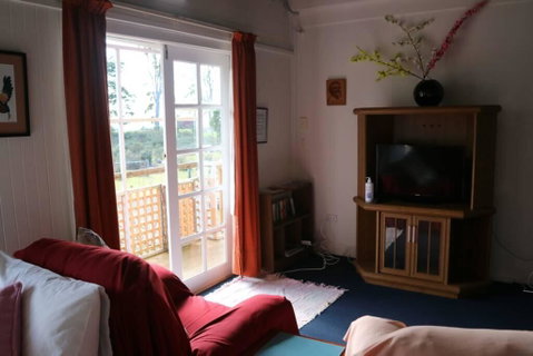 Wind Song Mountain Retreat - Brisbane Tourism 0