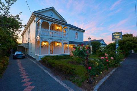 Windarra On High - Tourism Brisbane 0