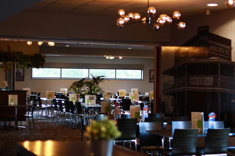 Windsor Castle Hotel - Brisbane 4u 2